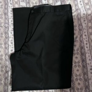 Men Haggar Classic Fit Casual Pants